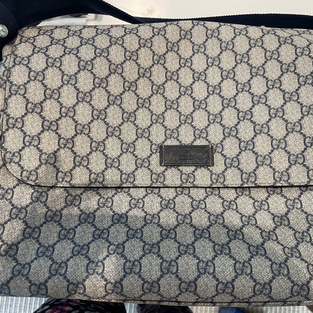 GUCCI DIAPER BAG - LIKE NEW !